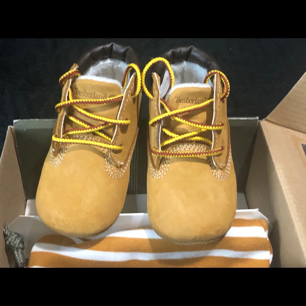 Timberland Wheat Crib Set